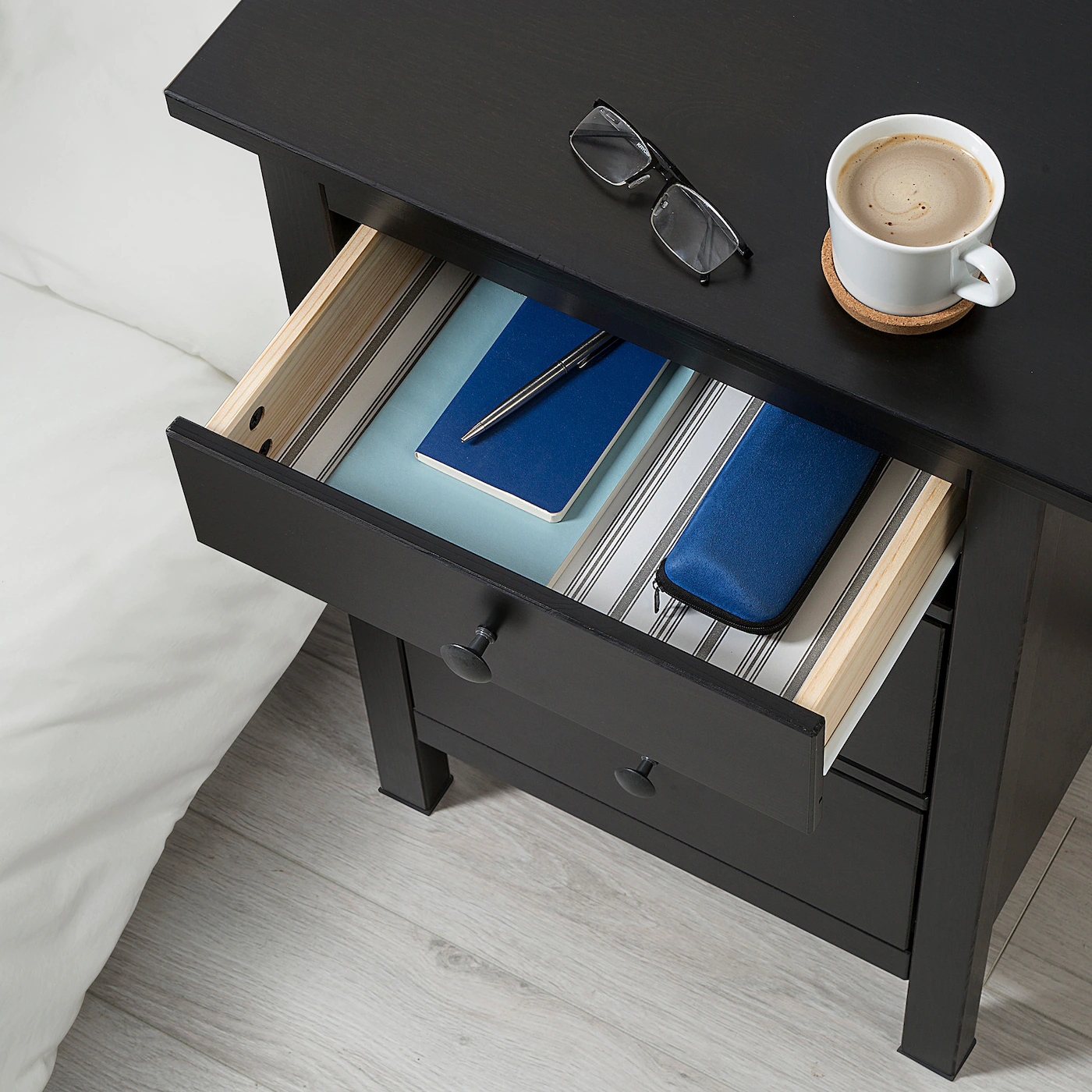 Best Sale 😀 IKEA HEMNES 3drawer Chest Blackbrown 22 7/8x31 1/8 " 🎉 3 Best Sale 😀 IKEA HEMNES 3drawer Chest Blackbrown 22 7/8x31 1/8 " 🎉 - Image 3